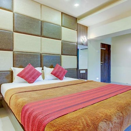 K D Residency Hotel Kalyān Екстериор снимка
